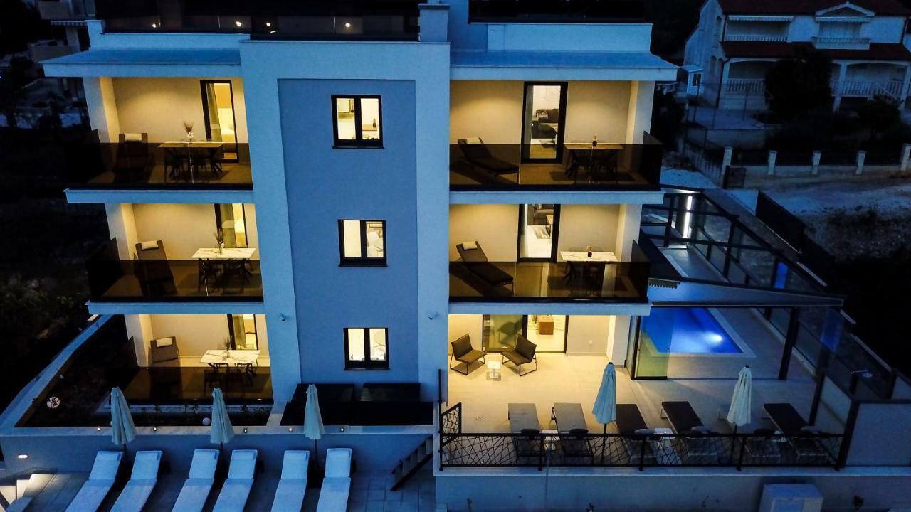 Apartment 23 A Heated Pool